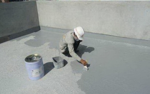 Đâu là đơn vị uy tín chuyên chống thấm mái nhà trường bạn nên lựa chọn?