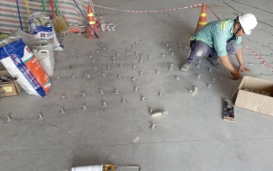 Vết nứt sàn nhà xưởng có nguy hiểm không?