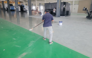 Cách xử lý sàn bê tông bị bong tróc bằng vữa Epoxy chuyên dụng