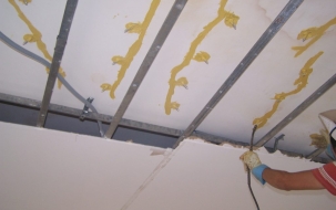 Xử lý nứt bê tông sàn biệt thự gia đình