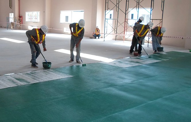 bao-gia-chong-tham-san-nha-xuong-2026