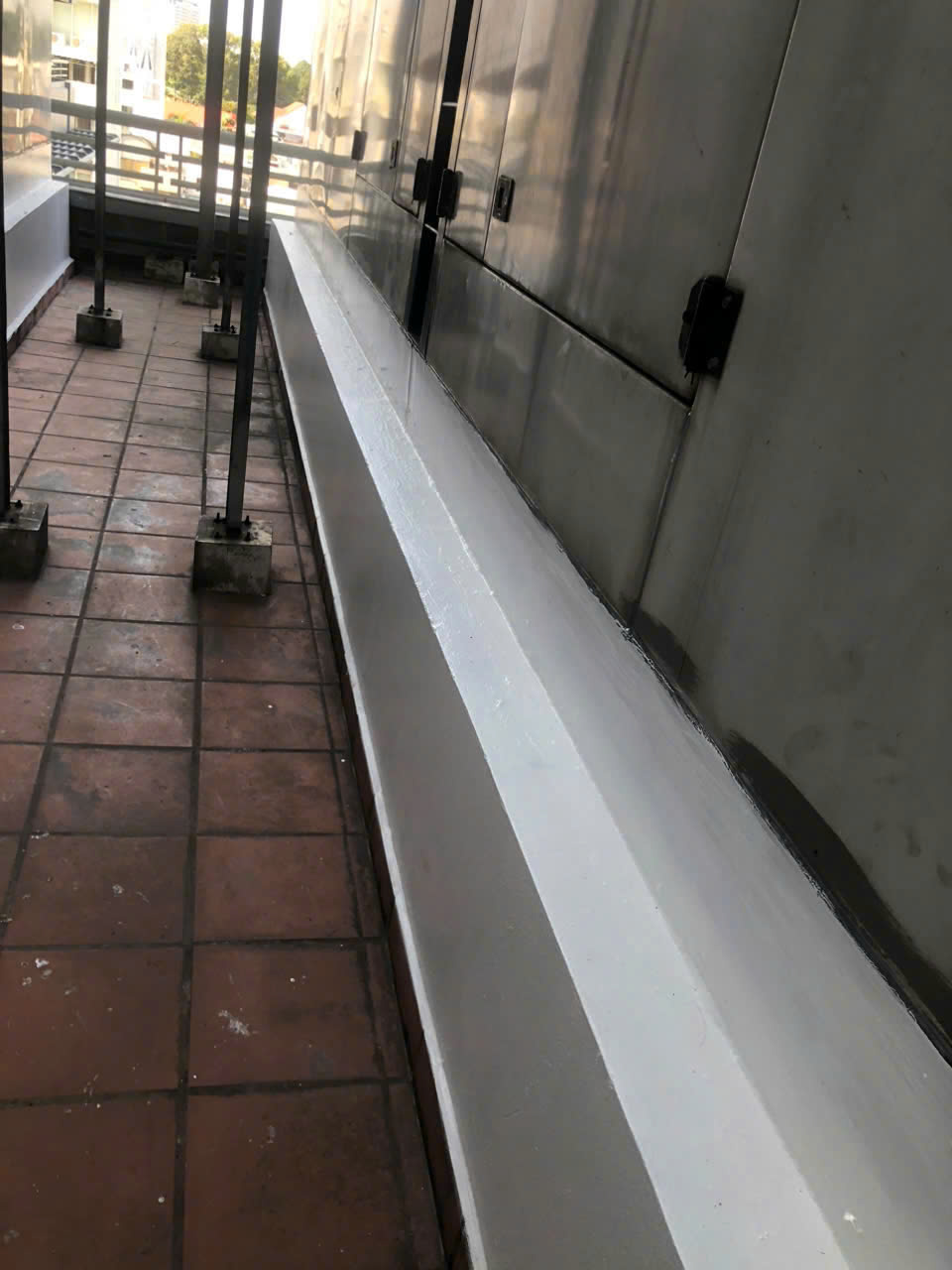 cach-chong-tham-san-be-tong