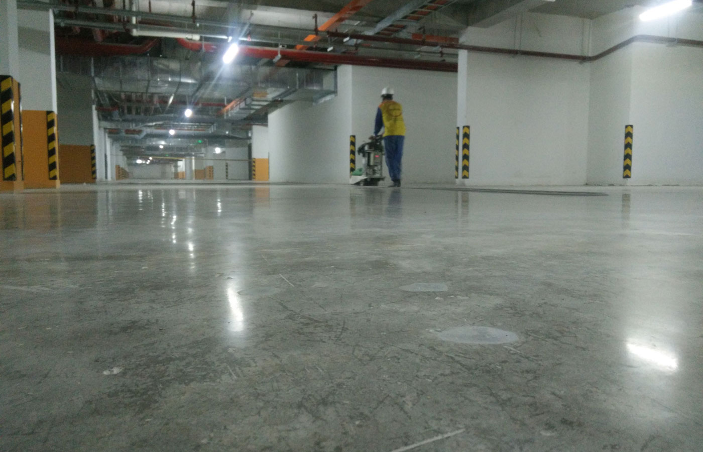 quy-trinh-danh-bong-san-epoxy-long-an