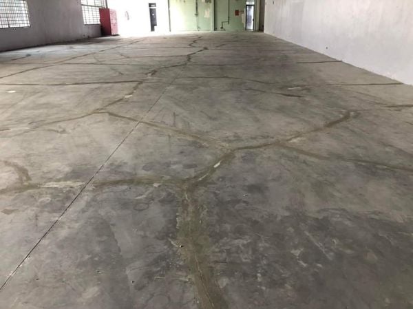 xu-ly-vet-nut-be-tong-nha-xuong-brvt