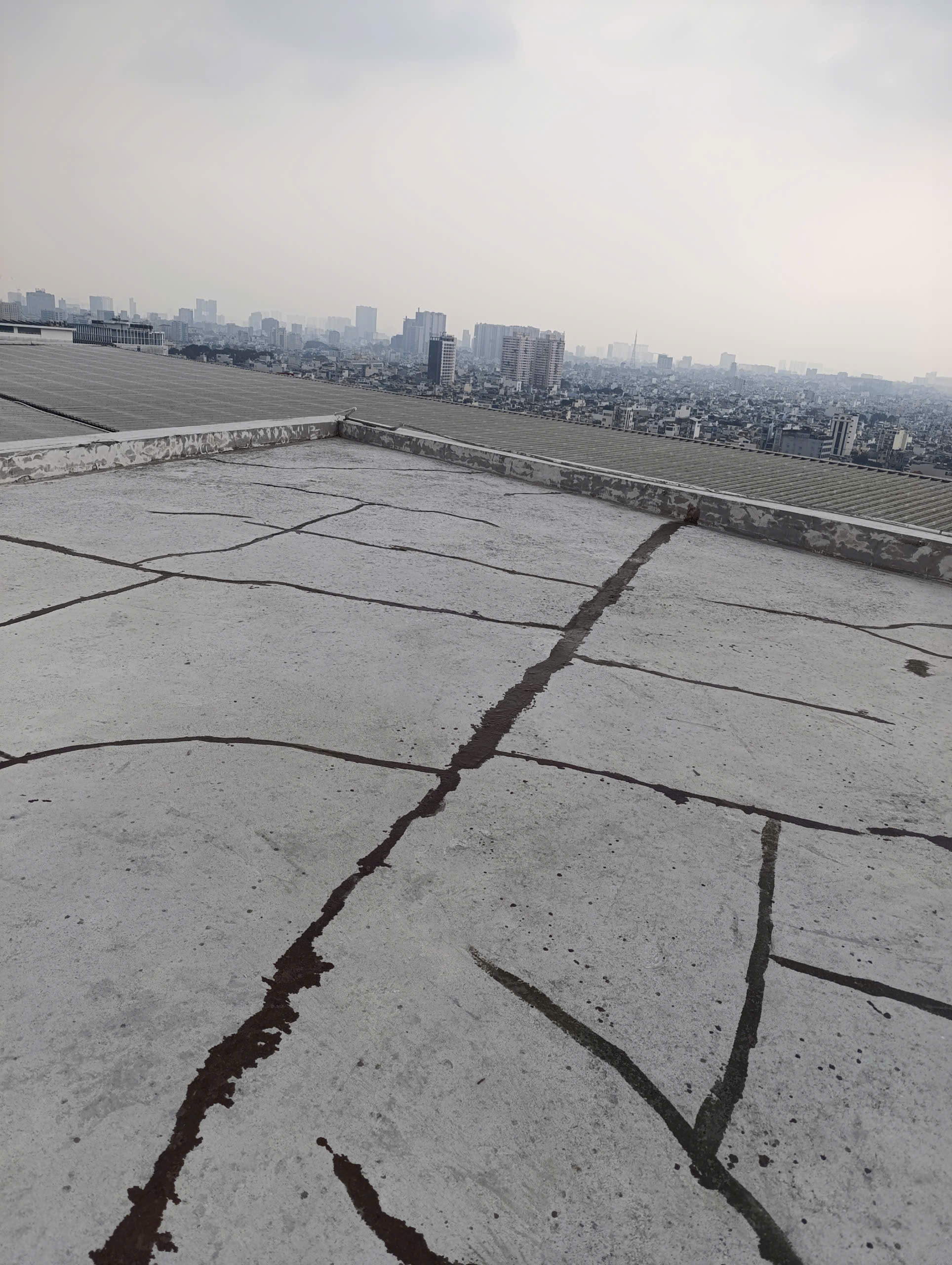 xu-ly-vet-nut-nen-nha-xuong