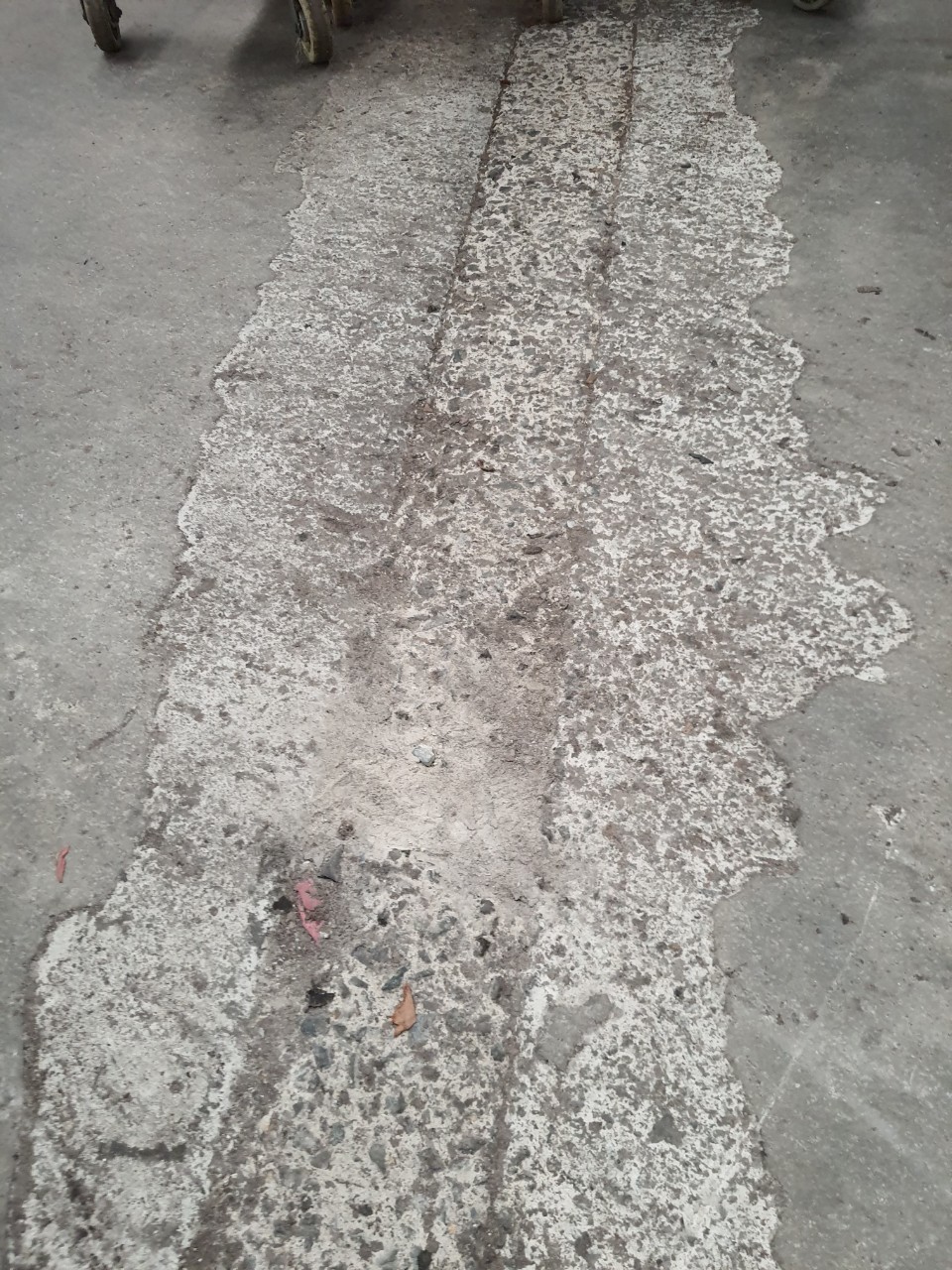 sơn phủ pu nền nhà xưởng
