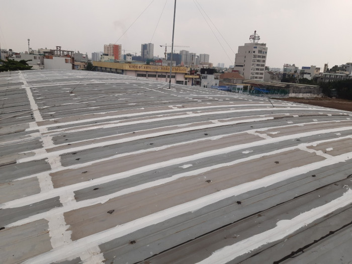 xử lý chống dột mái tôn