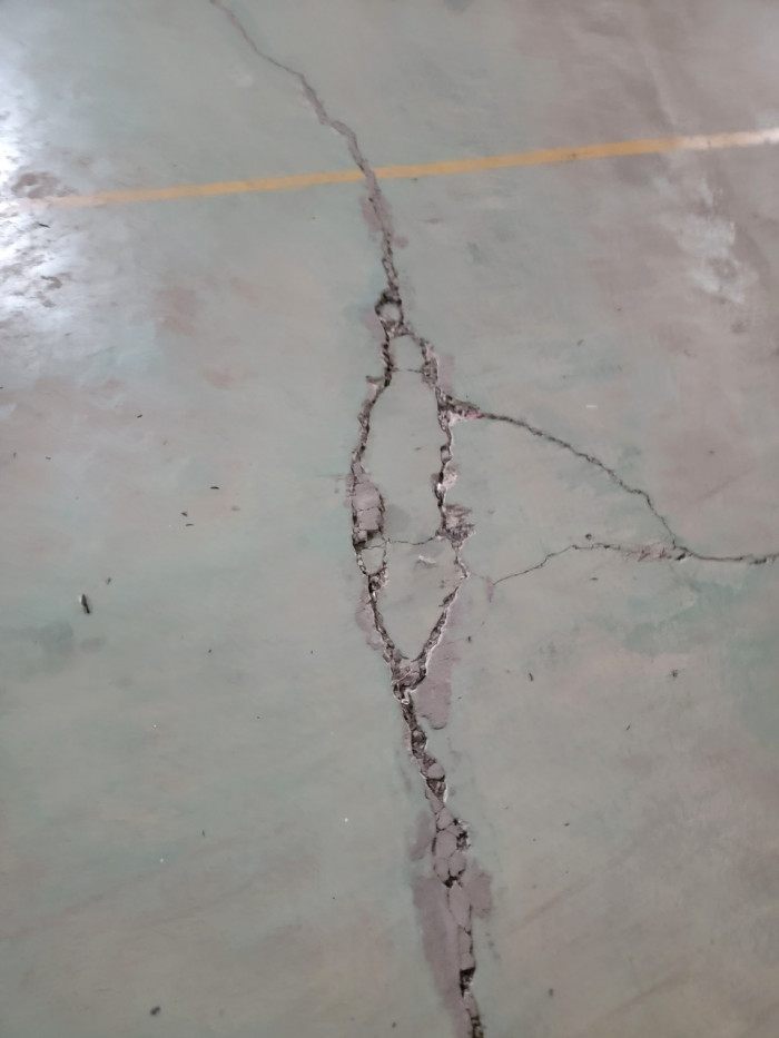 xử lý vết nứt