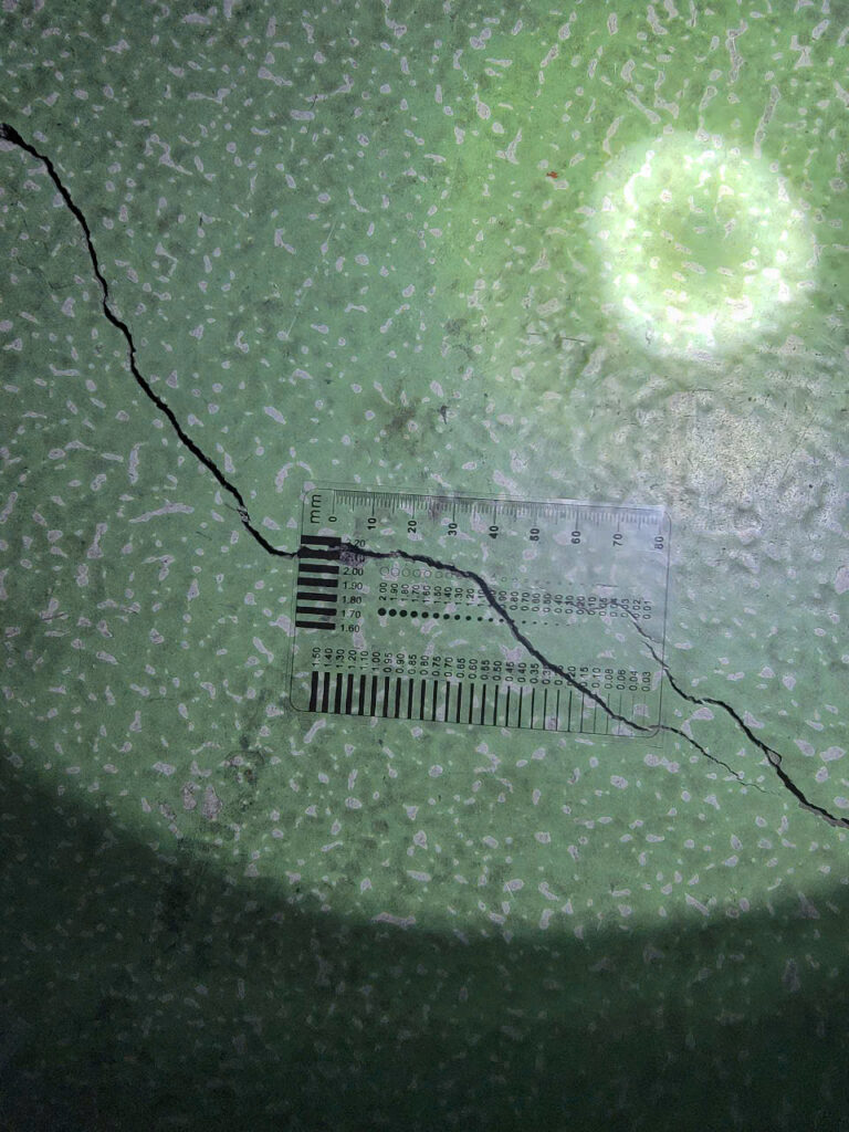 Xử lý vết nứt trần bê tông