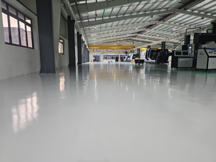 sơn epoxy nền nhà xưởng bao nhiêu 1m2